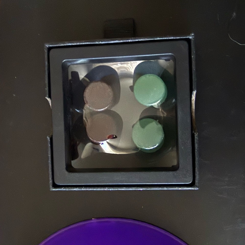 Two sets of stone gauges